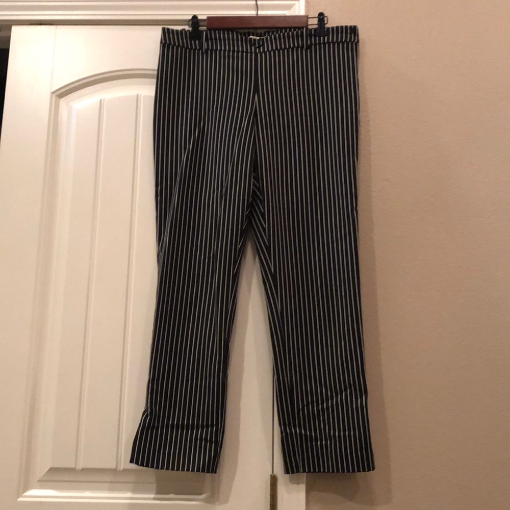 NWOT H&M Stripped Cropped Pants